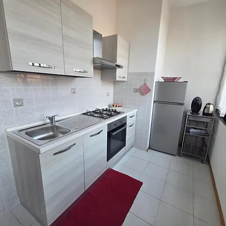 Apartment Beautiful House *